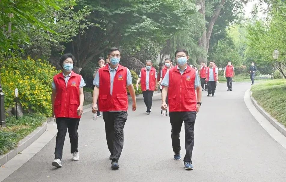 博鱼·体育(中国)官方网站举办迎“端午”健步走，代“盐”健康生活团建活动